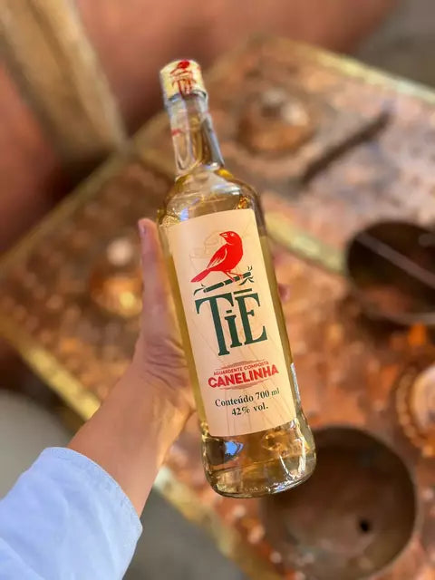 Cachaça Canelinha Tiê