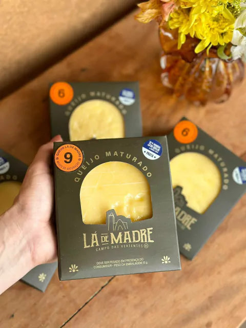 Queijo Minas Artesanal Maturado La De Madre